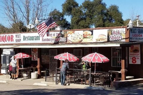 Oak Shores Malt Shop & Restaurant